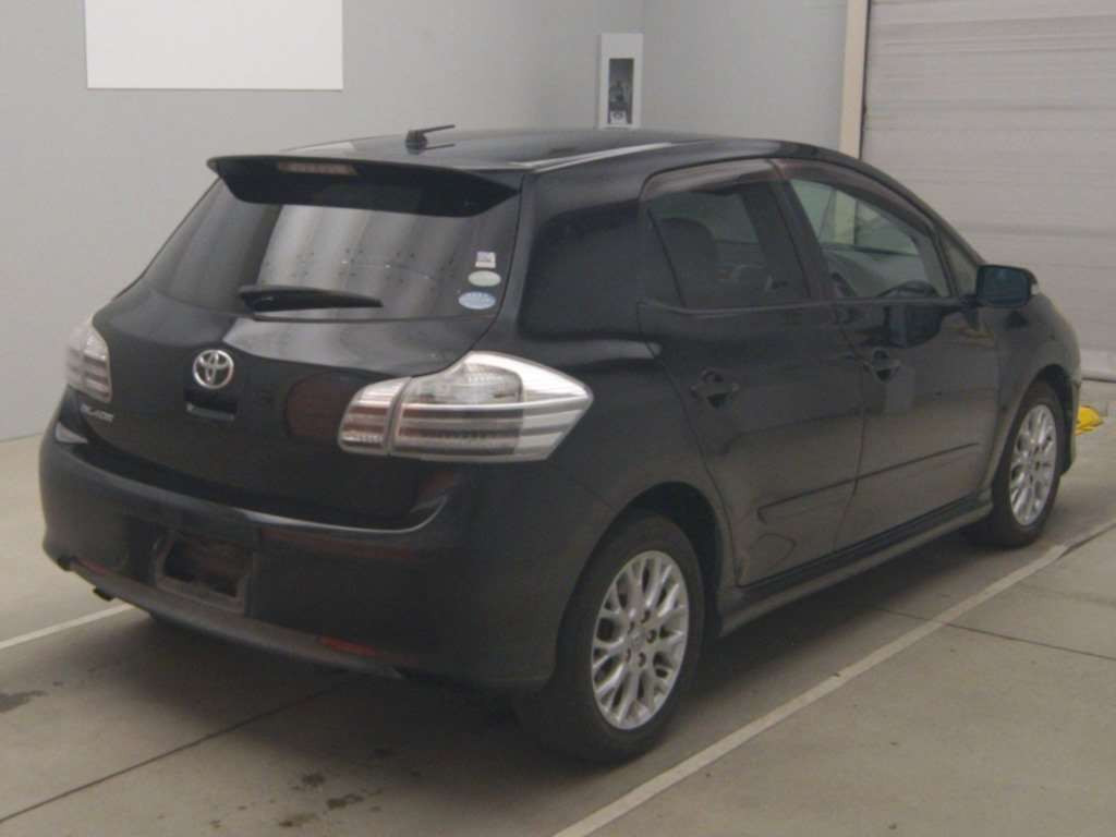 2007 Toyota Blade AZE156H[1]