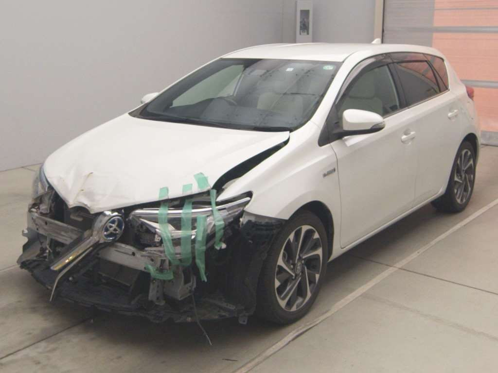 2016 Toyota Auris ZWE186H[0]