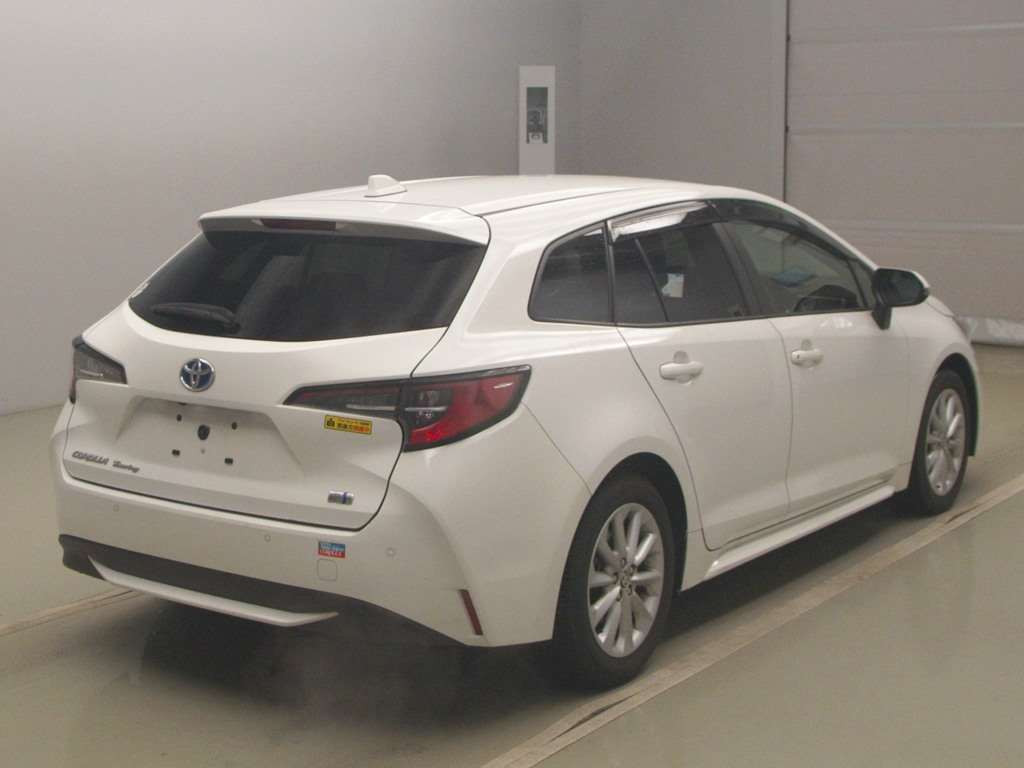 2021 Toyota Corolla Touring Wagon ZWE211W[1]