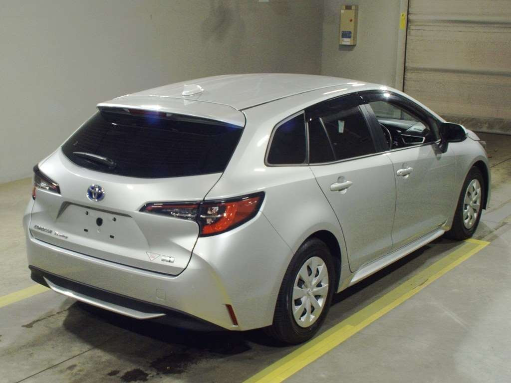 2021 Toyota Corolla Touring Wagon ZWE214W[1]