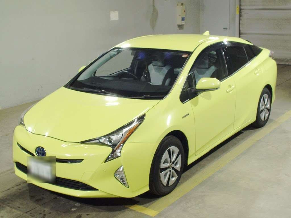 2016 Toyota Prius ZVW55[0]