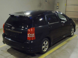 2003 Toyota Wish