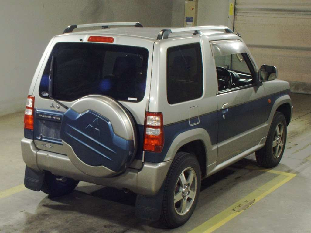 2003 Mitsubishi Pajero Mini H58A[1]