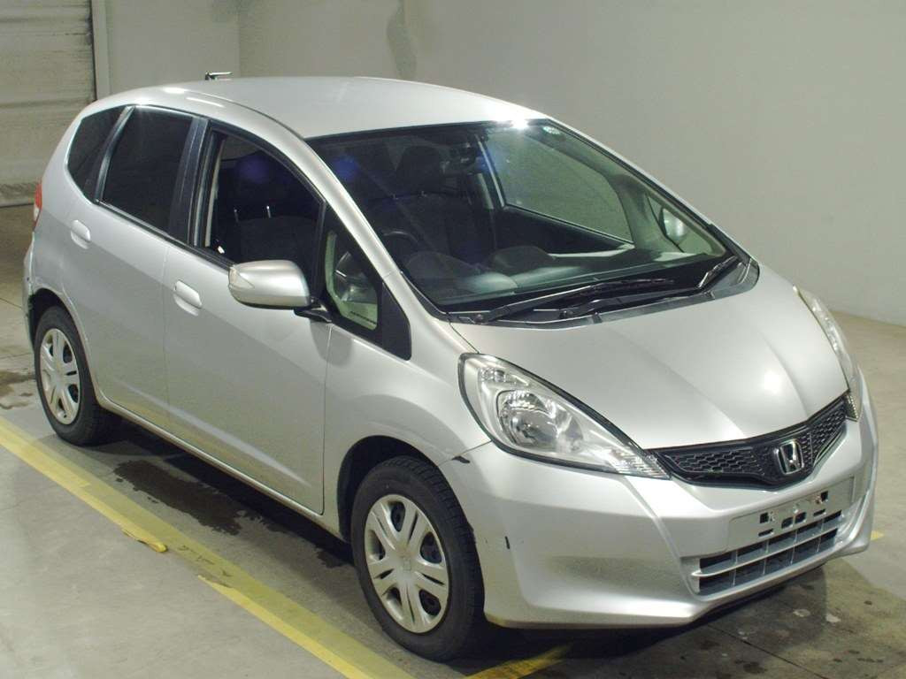 2013 Honda Fit GE7[2]