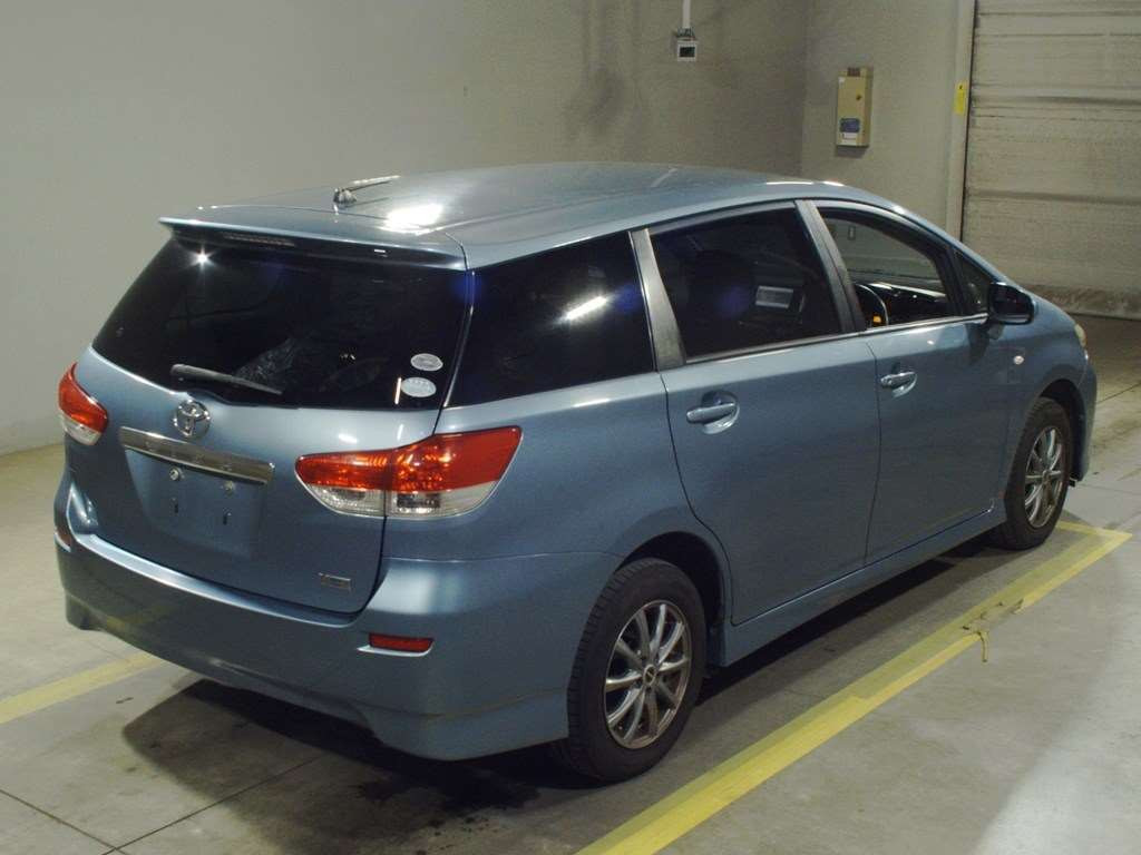 2010 Toyota Wish ZGE25G[1]