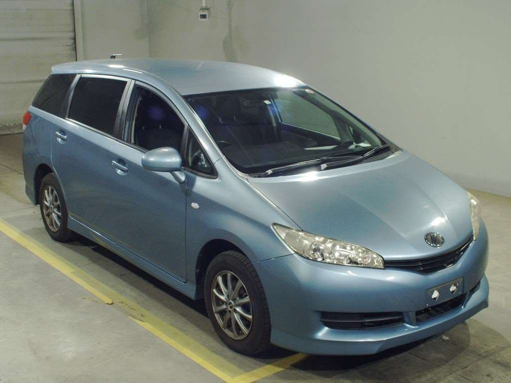 2010 Toyota Wish ZGE25G[2]