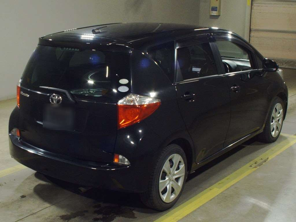 2011 Toyota Ractis NCP120[1]