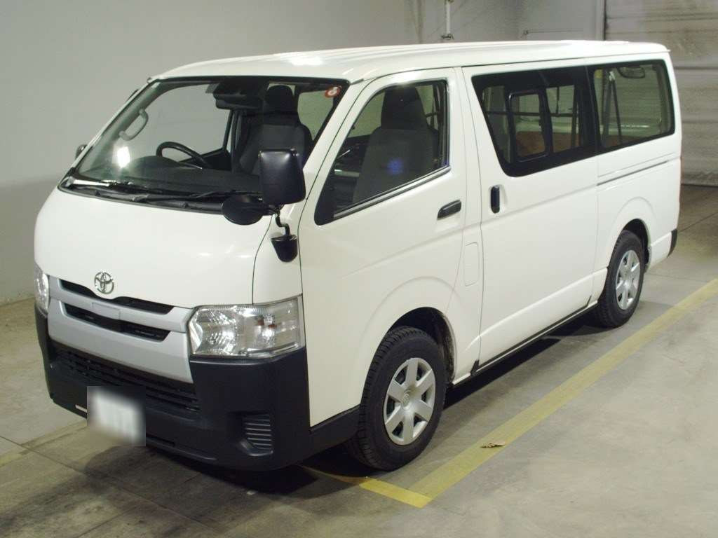 2018 Toyota Hiace Van GDH206V[0]