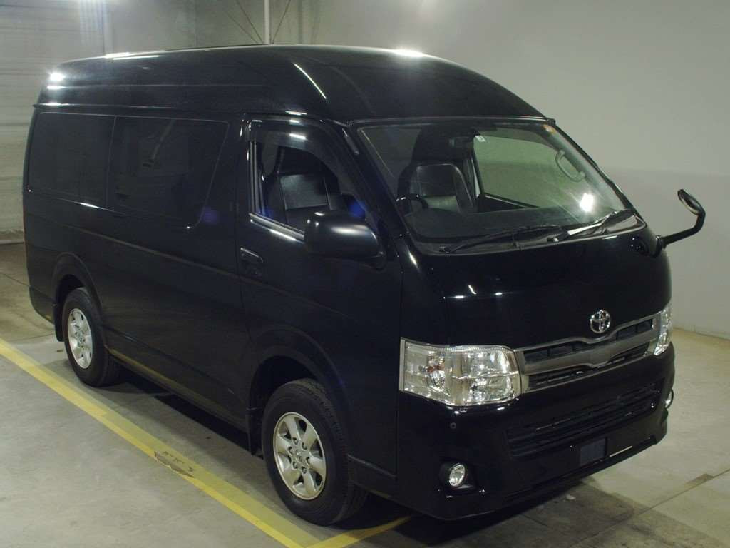 2014 Toyota Hiace Van KDH206K[2]