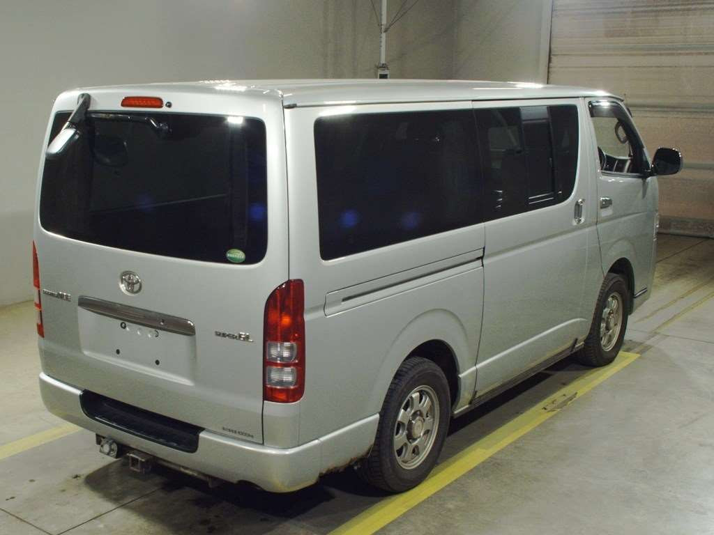 2010 Toyota Regiusace Van KDH206V[1]