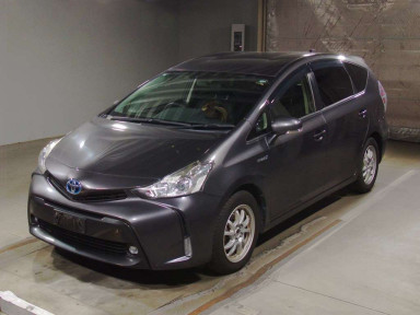 2017 Toyota Prius alpha