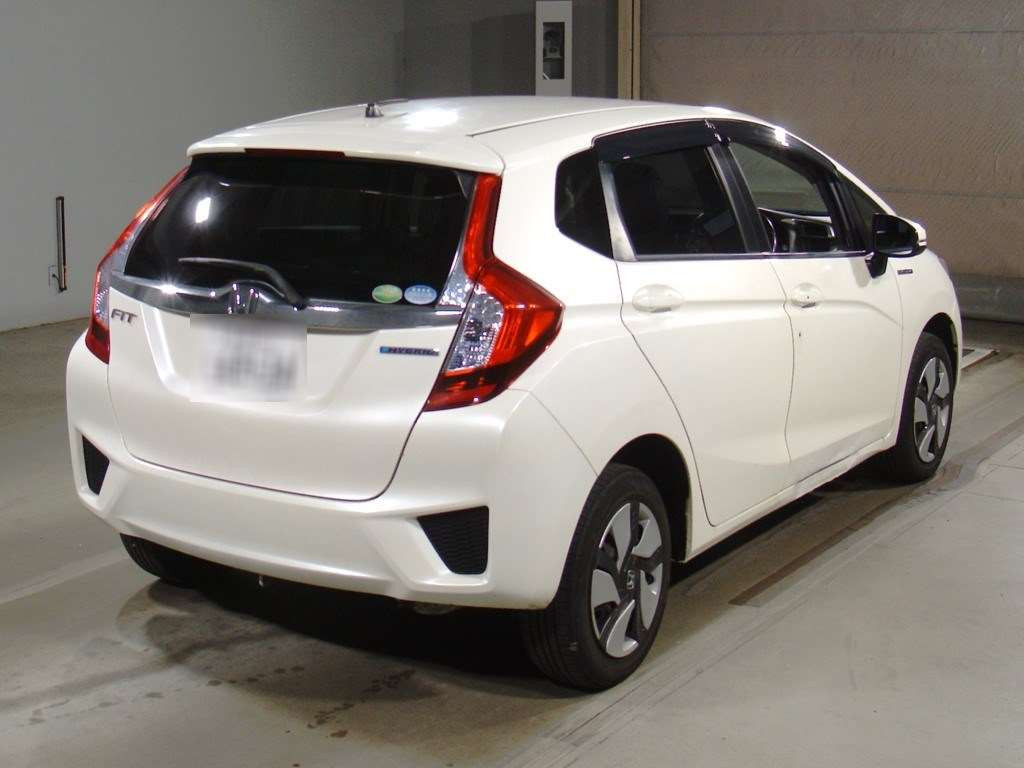 2014 Honda Fit Hybrid GP6[1]