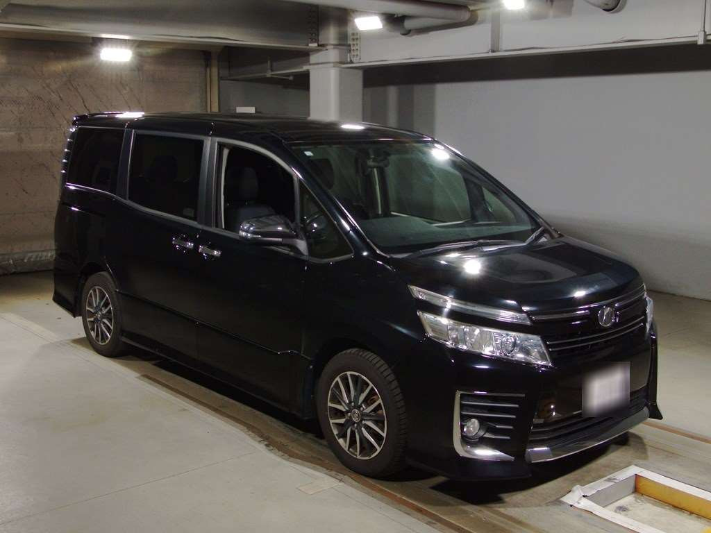 2014 Toyota Voxy ZRR80W[2]