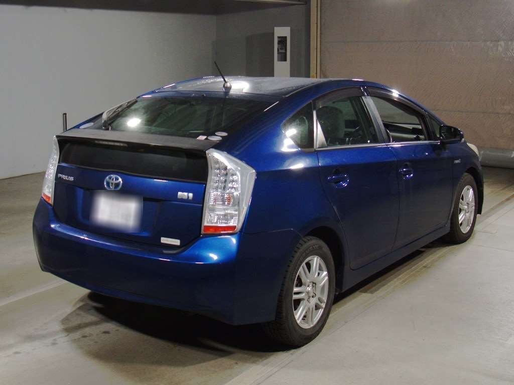 2011 Toyota Prius ZVW30[1]