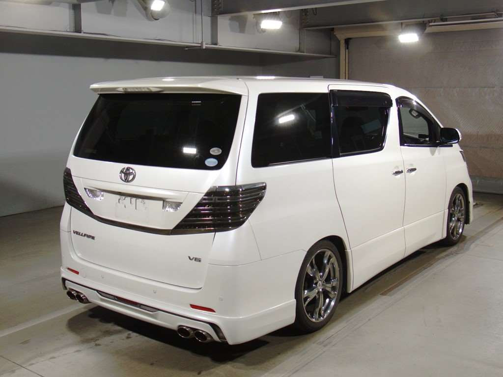 2008 Toyota Vellfire GGH20W[1]