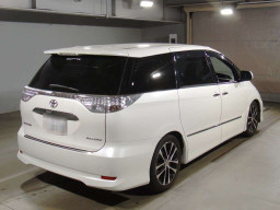 2013 Toyota Estima