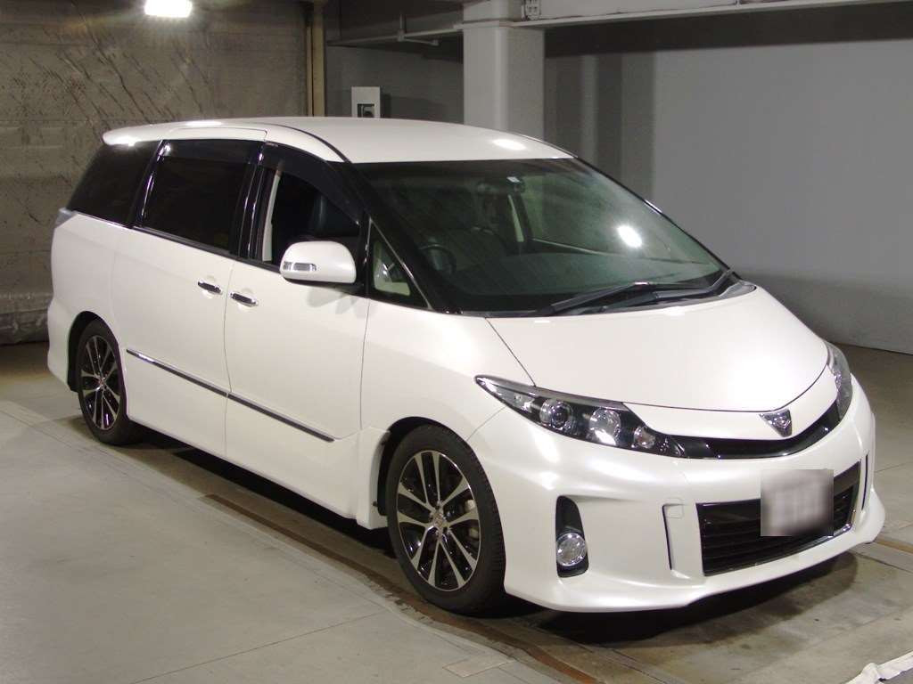 2013 Toyota Estima ACR50W[2]