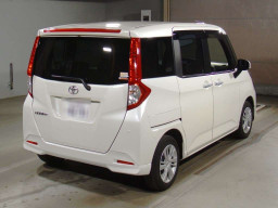 2021 Toyota Roomy