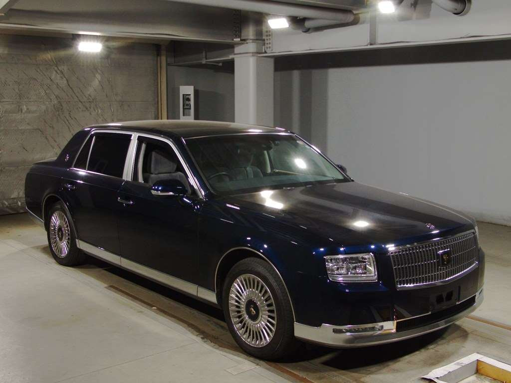 2021 Toyota Century UWG60[2]