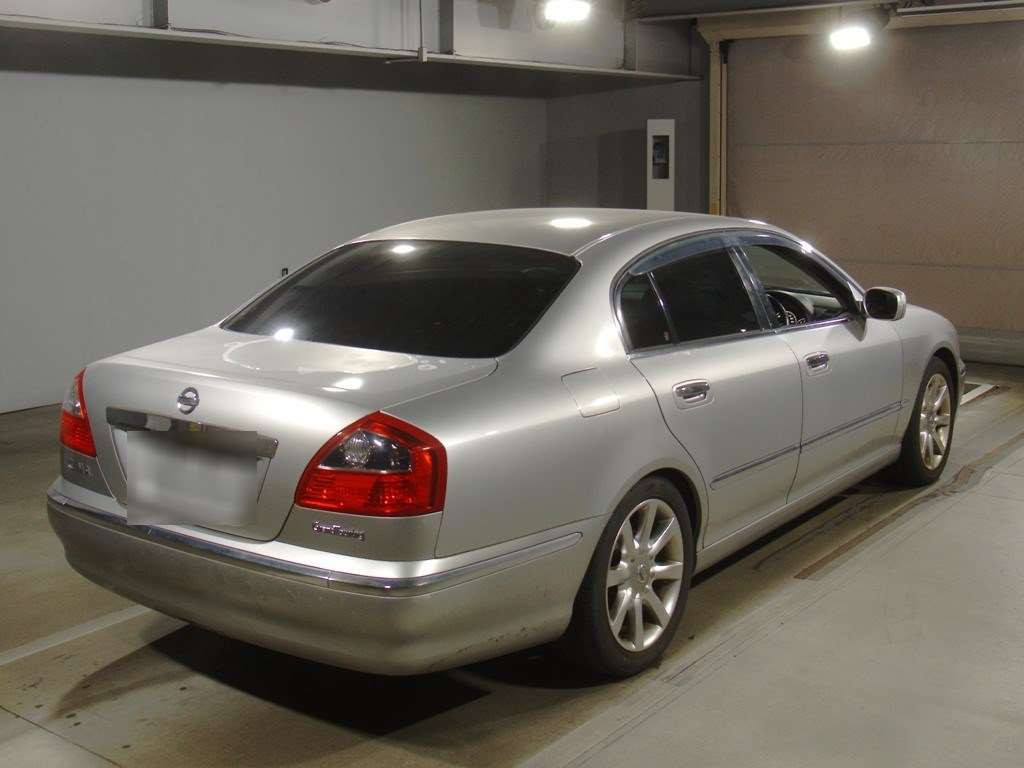 2005 Nissan Cima HF50[1]