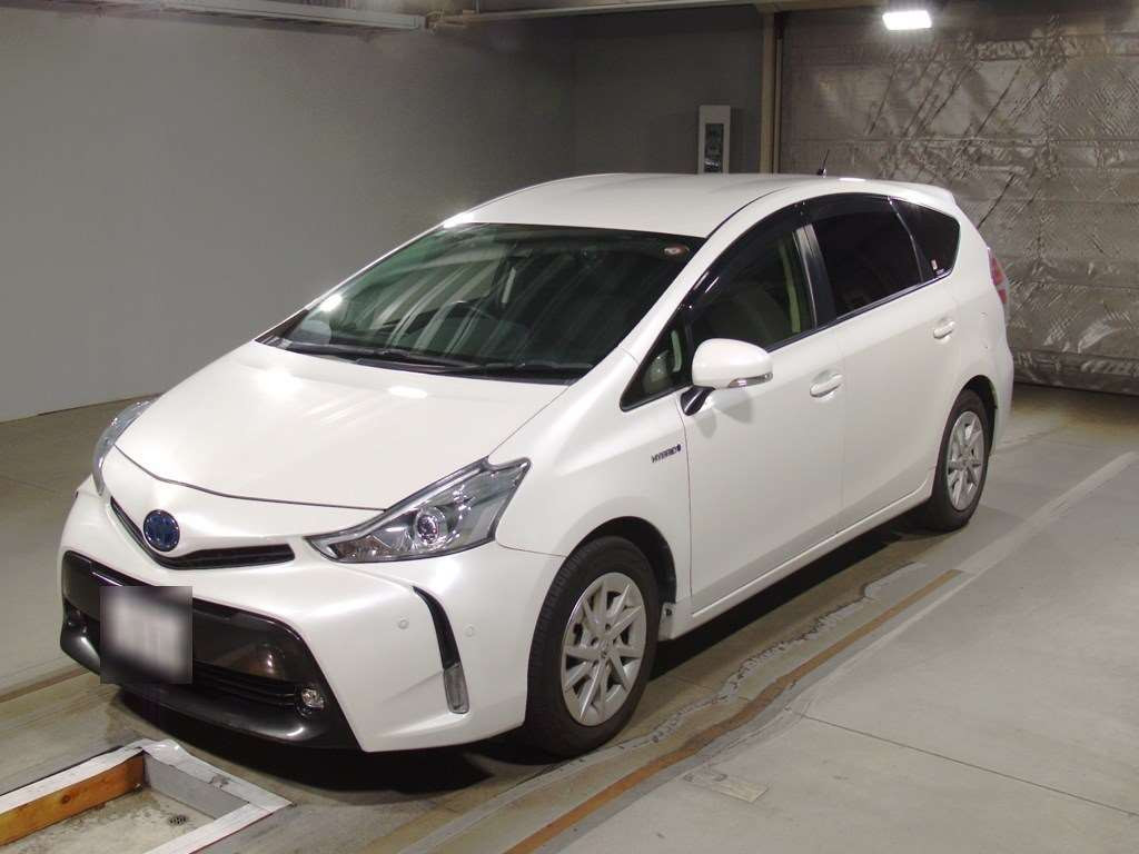 2018 Toyota Prius alpha ZVW40W[0]