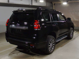 2019 Toyota Land Cruiser Prado