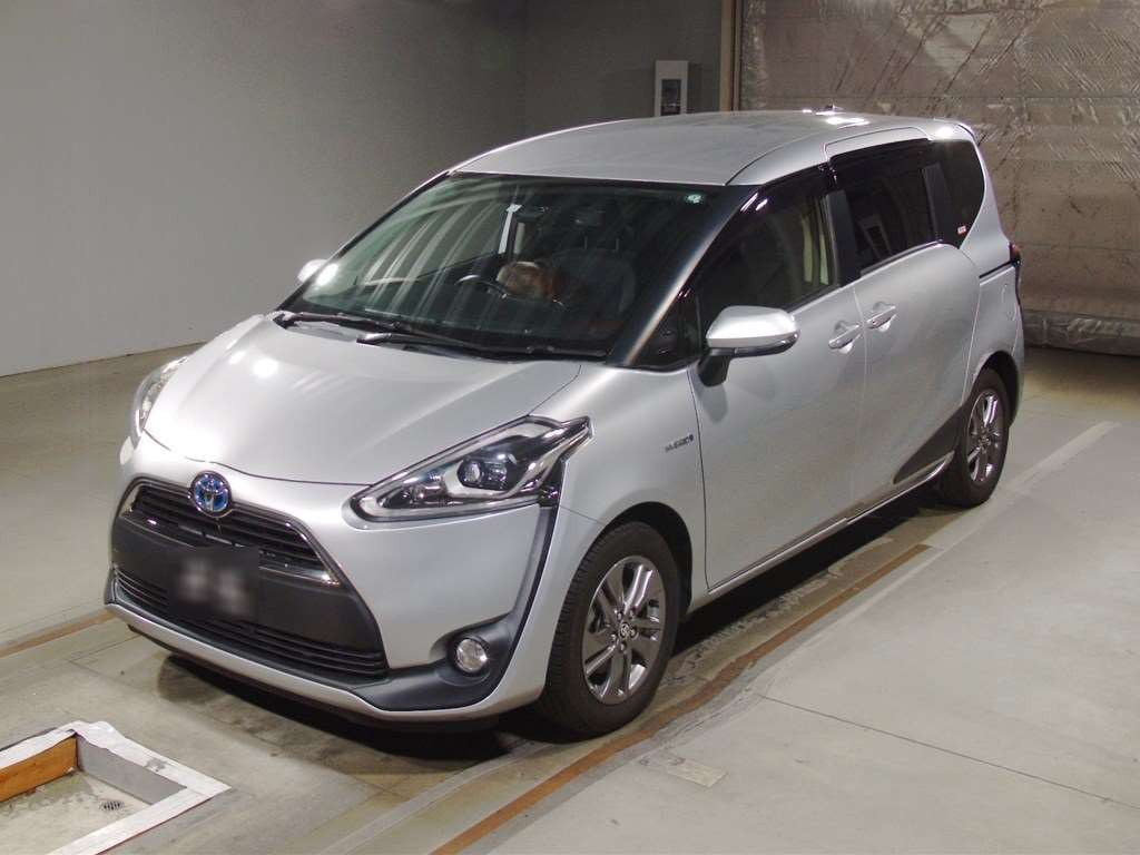 2016 Toyota Sienta NHP170G[0]