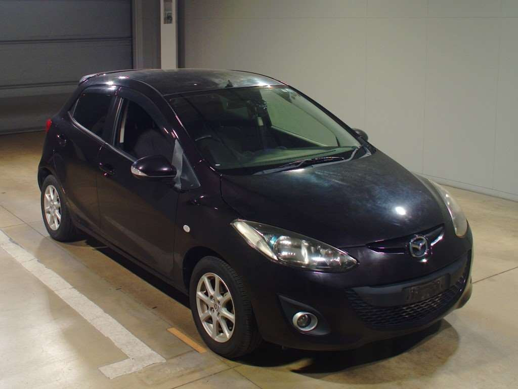 2011 Mazda Demio DEJFS[2]