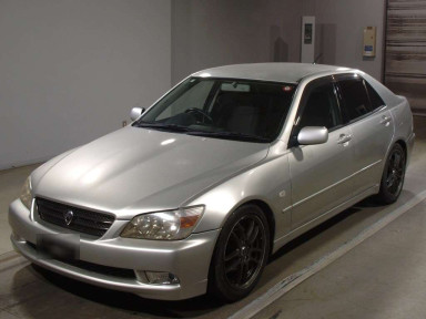 2001 Toyota Altezza