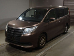 2014 Toyota Noah