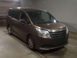 2014 Toyota Noah