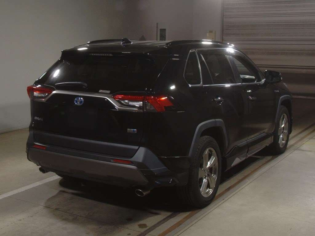 2020 Toyota RAV4 AXAH54[1]