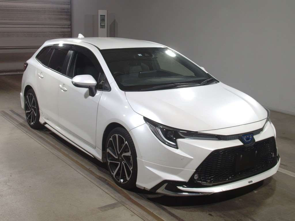 2022 Toyota Corolla Touring Wagon ZWE211W[2]