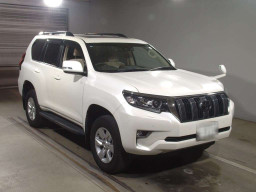 2020 Toyota Land Cruiser Prado