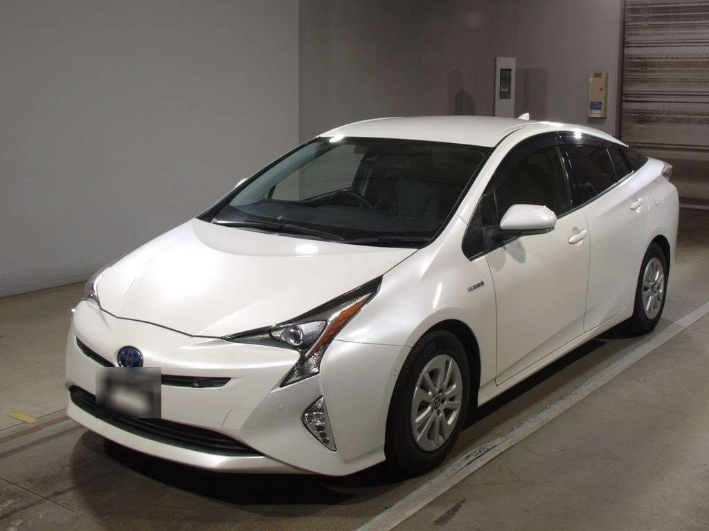 2017 Toyota Prius ZVW50[0]