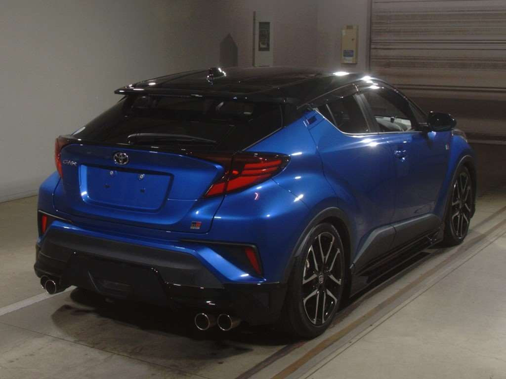 2019 Toyota C-HR NGX10[1]