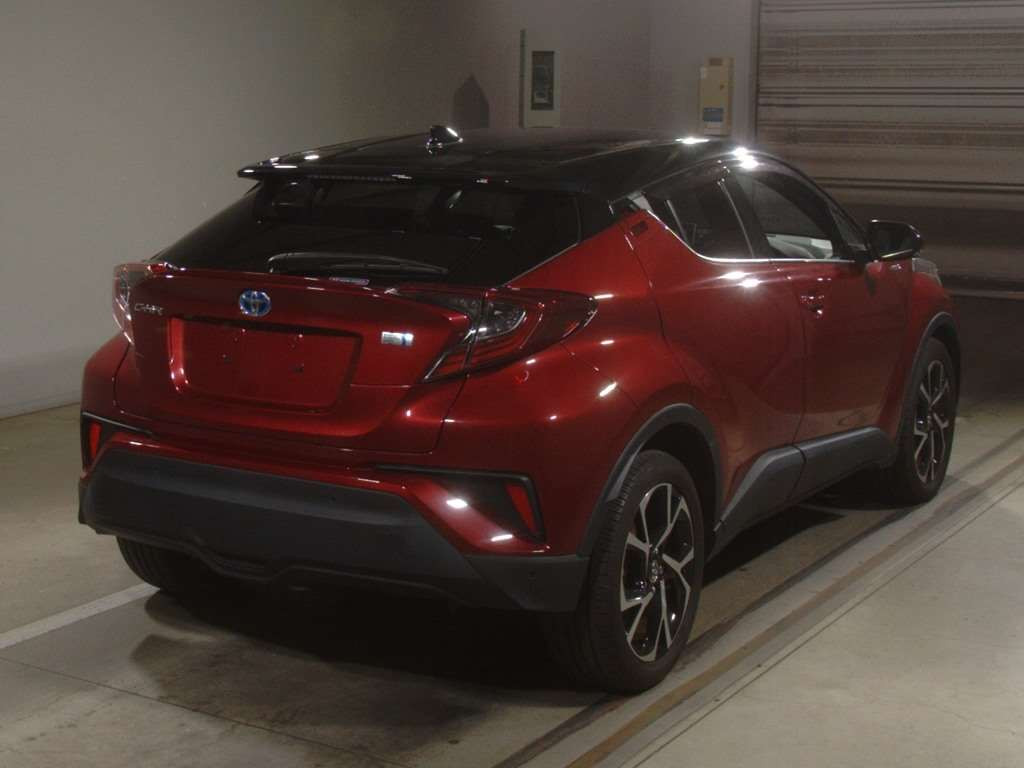 2019 Toyota C-HR ZYX10[1]