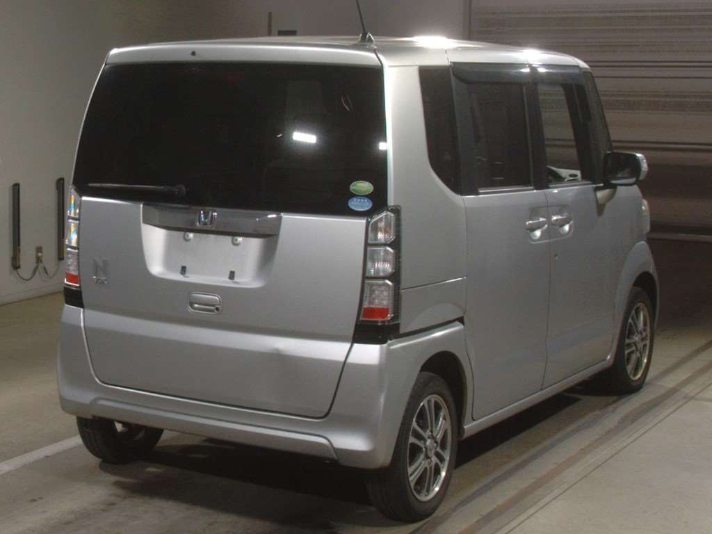 2013 Honda N-BOX JF1[1]