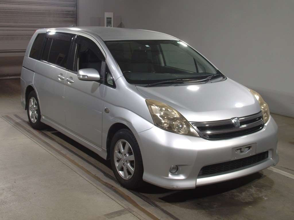 2008 Toyota Isis ZNM10W[2]