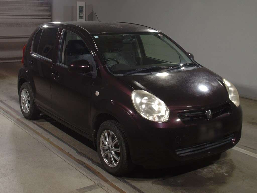 2012 Toyota Passo KGC30[2]