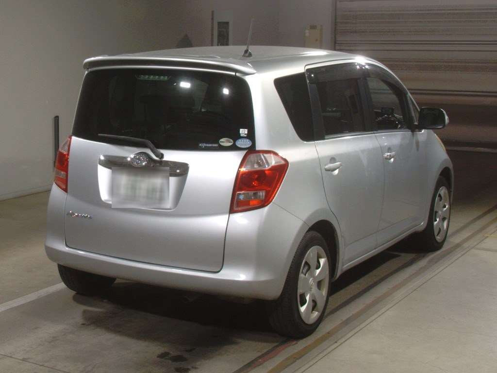 2006 Toyota Ractis NCP100[1]