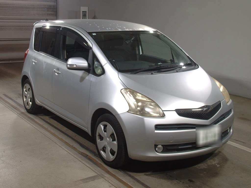 2006 Toyota Ractis NCP100[2]