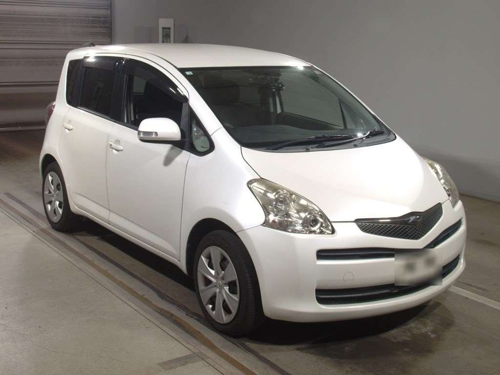 2008 Toyota Ractis SCP100[2]