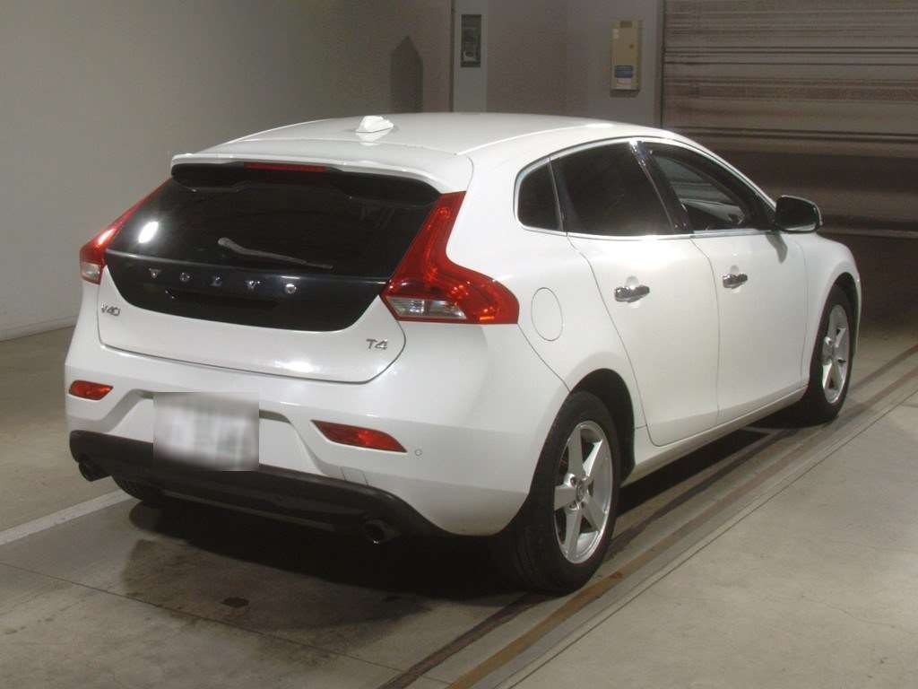 2014 Volvo V40 MB4164T[1]