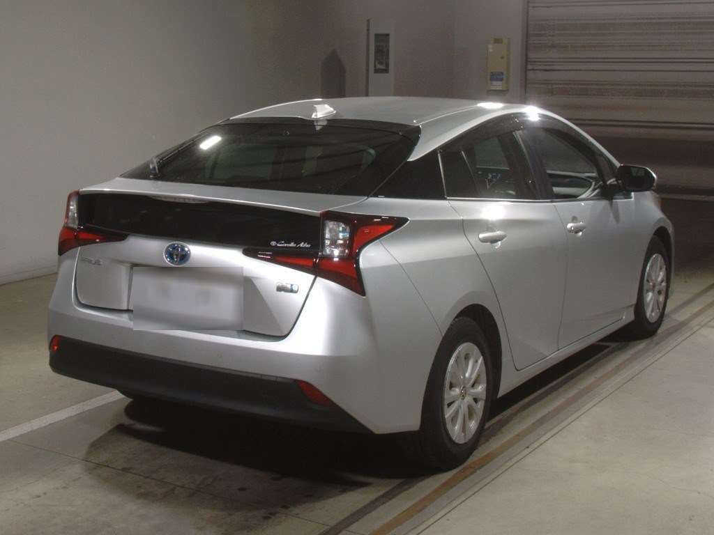 2022 Toyota Prius ZVW51[1]