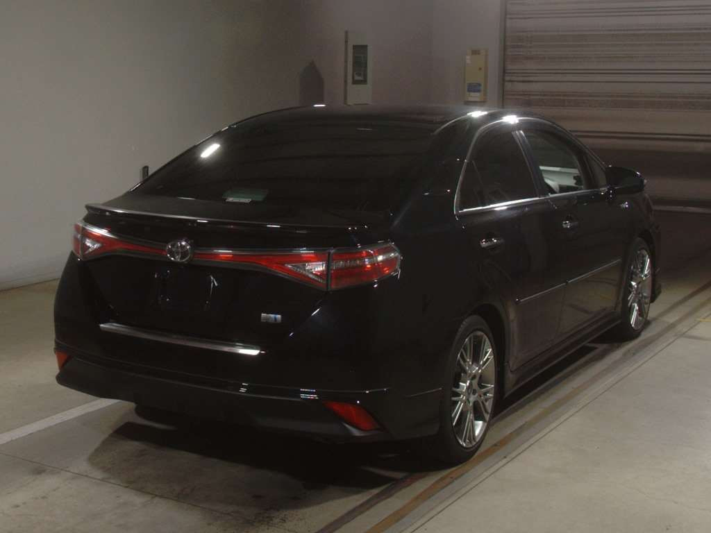 2014 Toyota SAI AZK10[1]