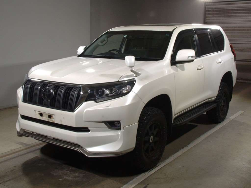 2018 Toyota Land Cruiser Prado GDJ150W[0]