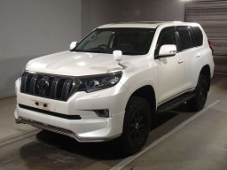 2018 Toyota Land Cruiser Prado