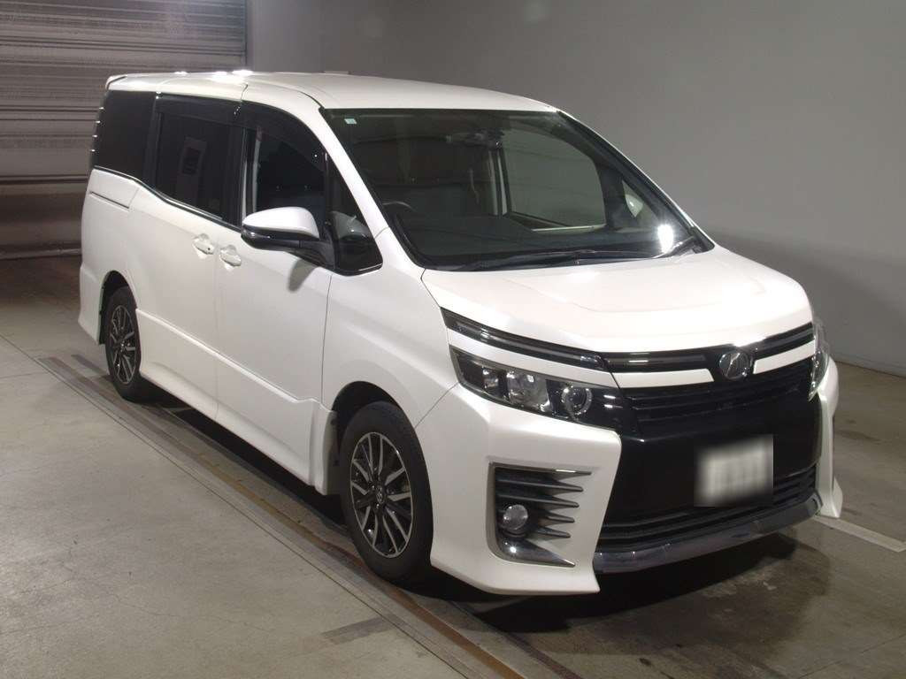 2014 Toyota Voxy ZRR80W[2]