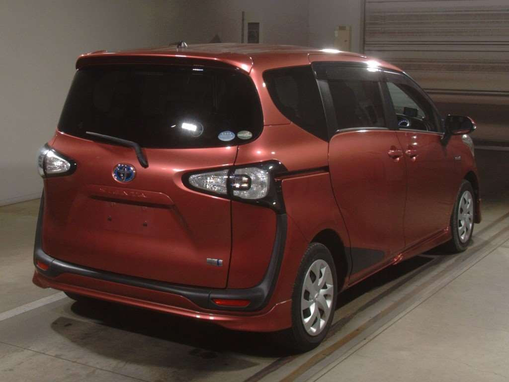 2015 Toyota Sienta NHP170G[1]